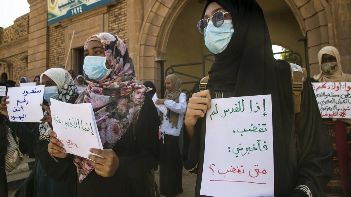Súdán už není zemí podporující terorismus. USA ho vyškrtly ze seznamu